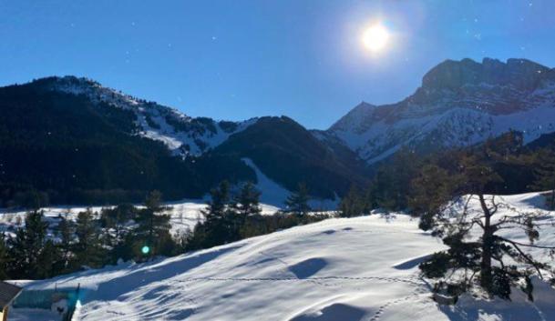 Petit Studio Mansarde 18 M2 Avec Navette Gratuit Aux Pistes De Ski جريس أون فيركور المظهر الخارجي الصورة